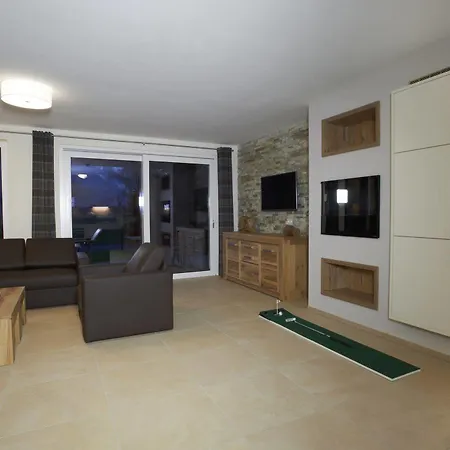 Ski&golf By Alpin Hotel 4*